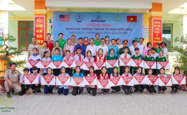 PeaceTrees VietNam successfully organized two Explosive Ordnance Risk Education (EORE) events at Truong Xuan Secondary School in Truong Xuan Commune, Quang Ninh District and Hoa Trach Secondary School in Hoa Trach Commune, Bo Trach District